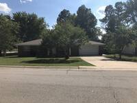 602 Ridgemont Drive.jpg